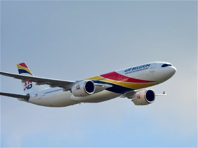 Airbus A330 NEO photo