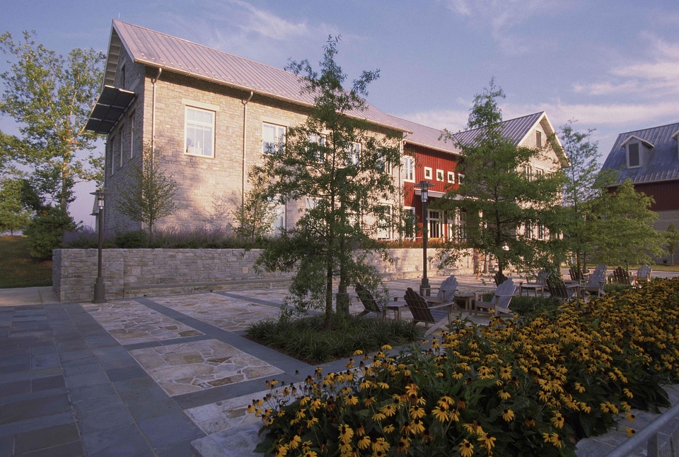 Building center conservation