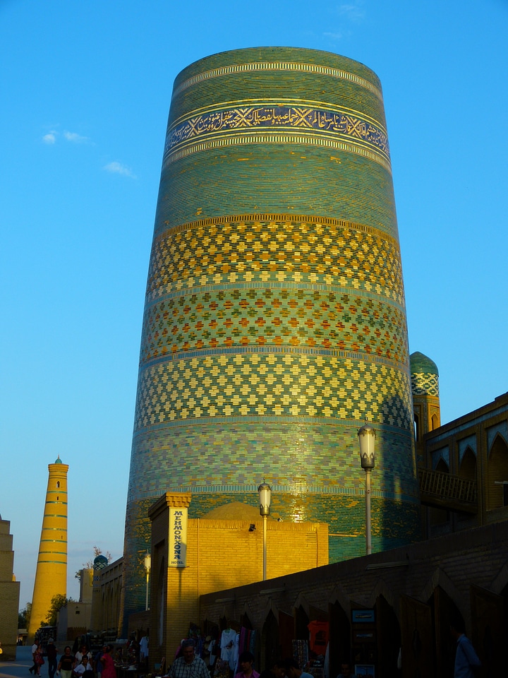 Short minaret unesco world heritage majolica