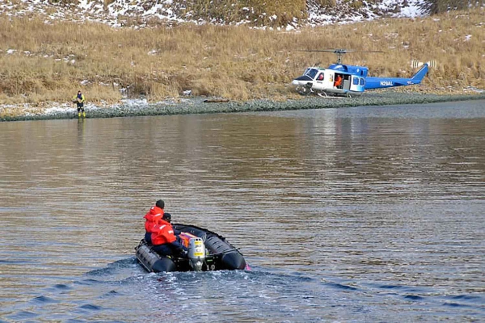 Boot helicopter operation photo