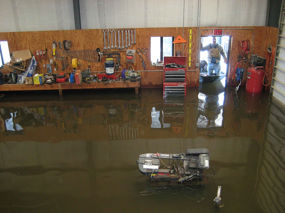 Boutique flood labor