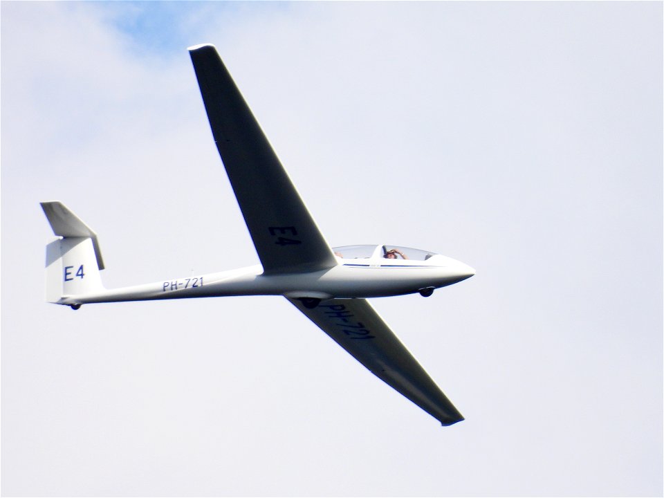 Zweefvliegtuig PH-721