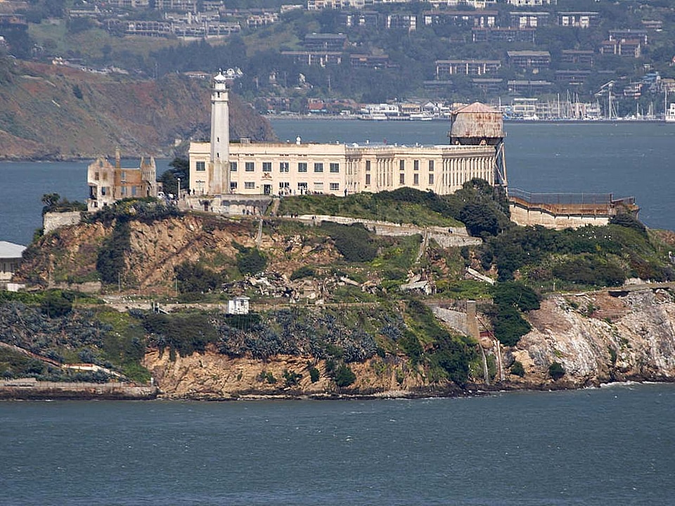 Island tower 