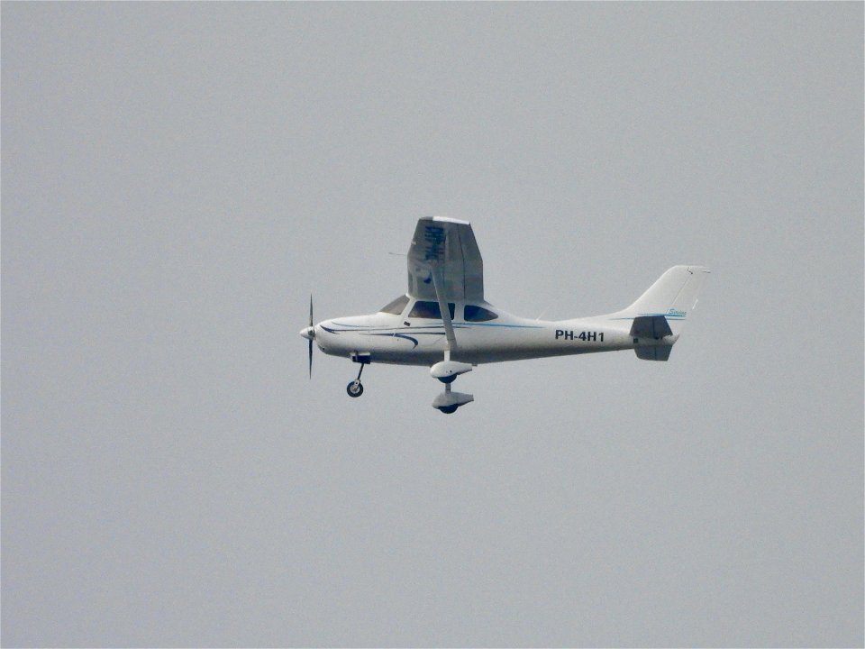 TL Ultralight TL-3000 Sirius