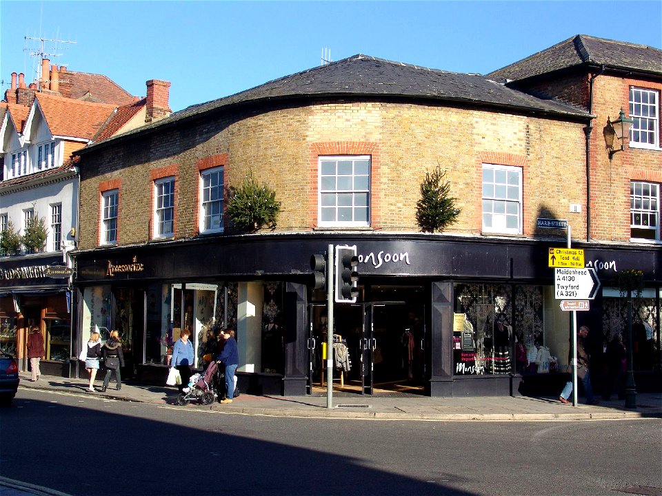 Henley 37