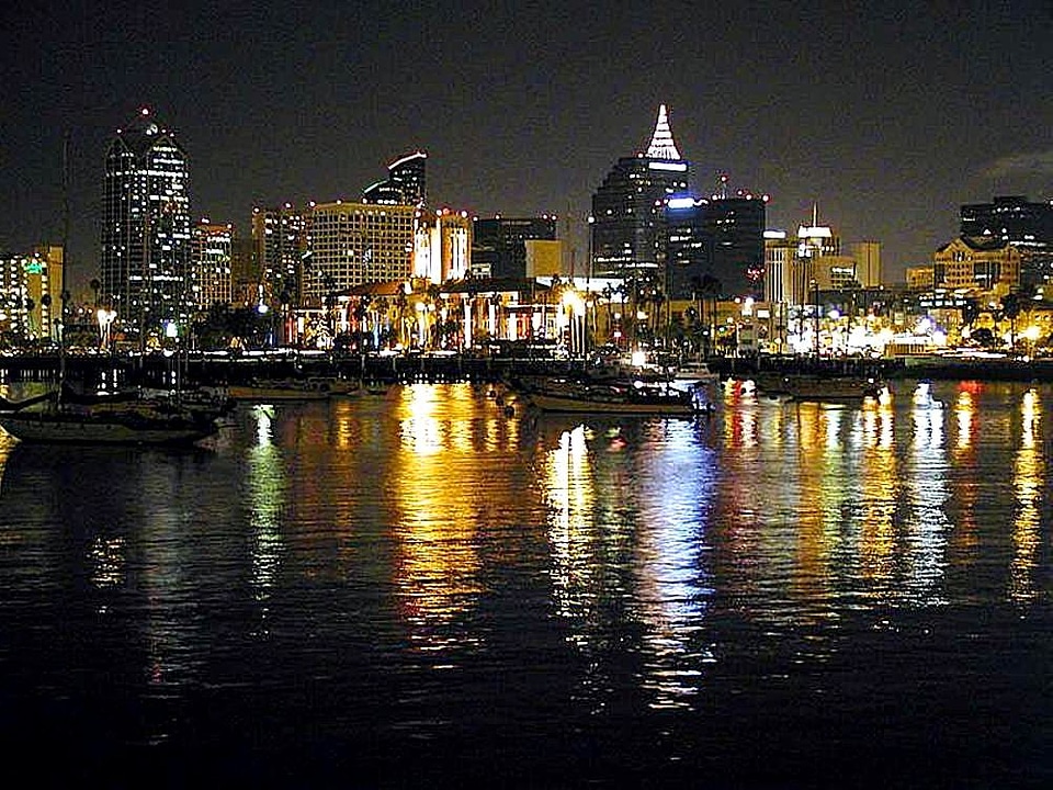 Aquatic city lights