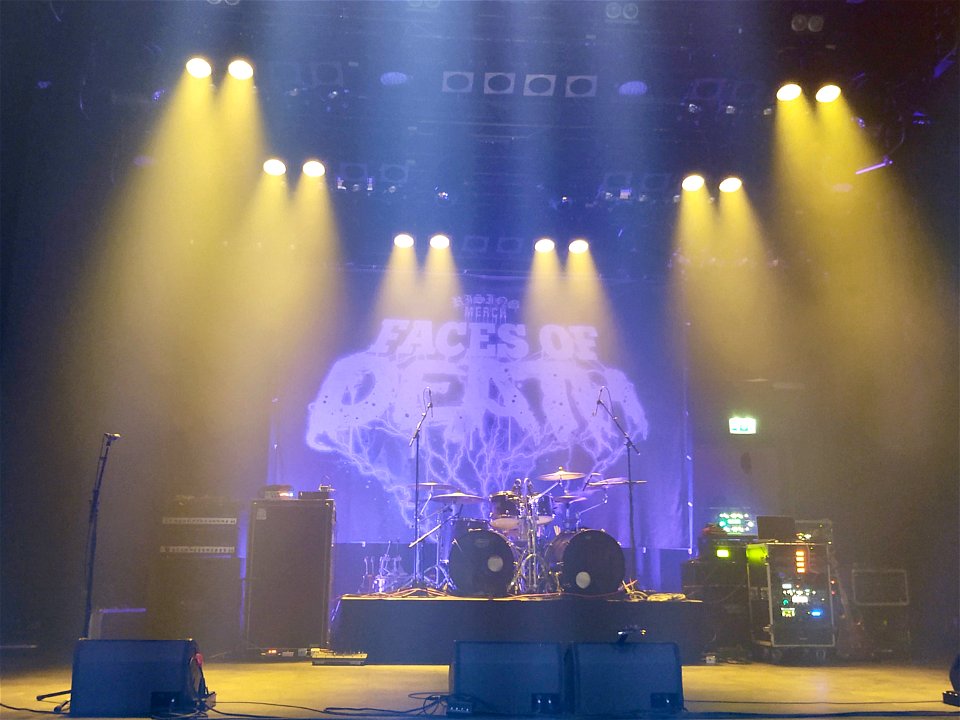 Faces of Death @Doornroosje