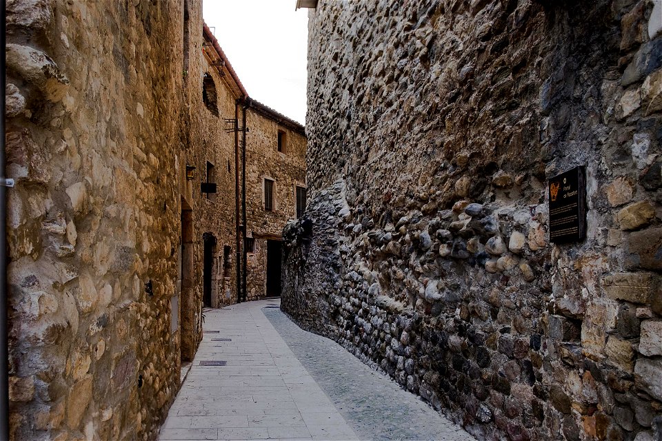 04-11-2016 Besalú