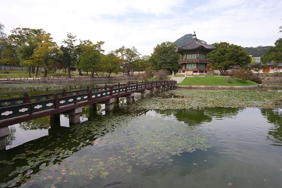 Gyeongbokgung Palace in Autumn, Seoul, South Korea