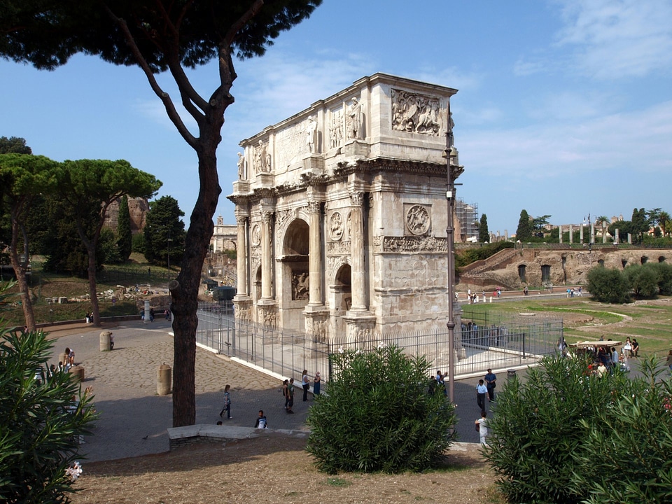 Arch of Constantine and Colosseum, Roma, Italy