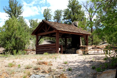 Mt Taylor RD Lobo Canyon Picnic Area