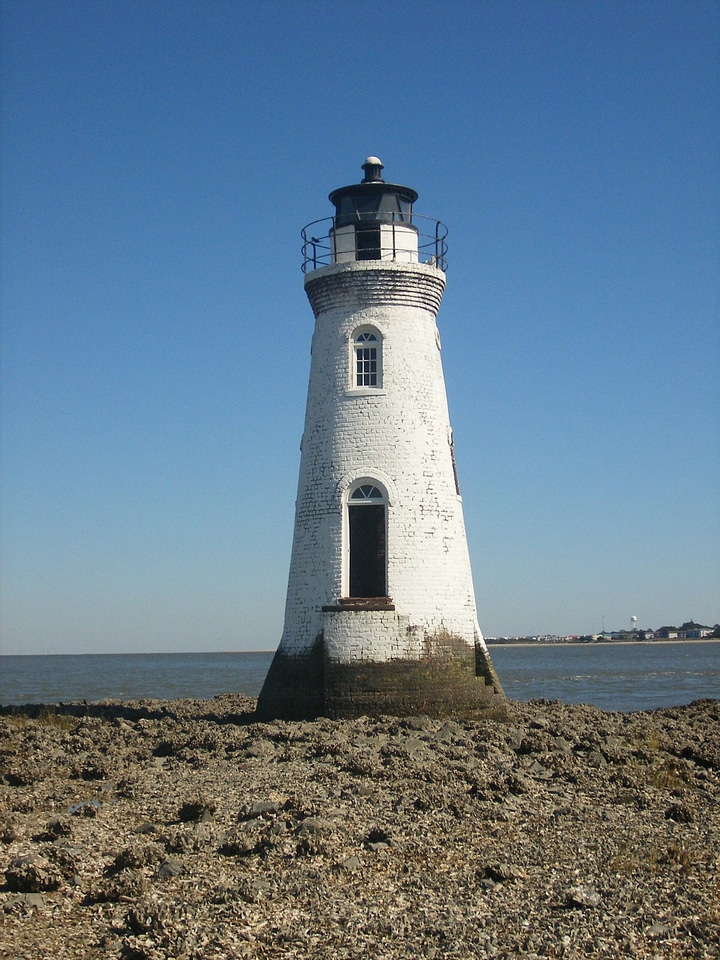 Lighthouse on Cockspur Island