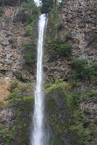 Scenic Multnomah Falls in Oregon photo