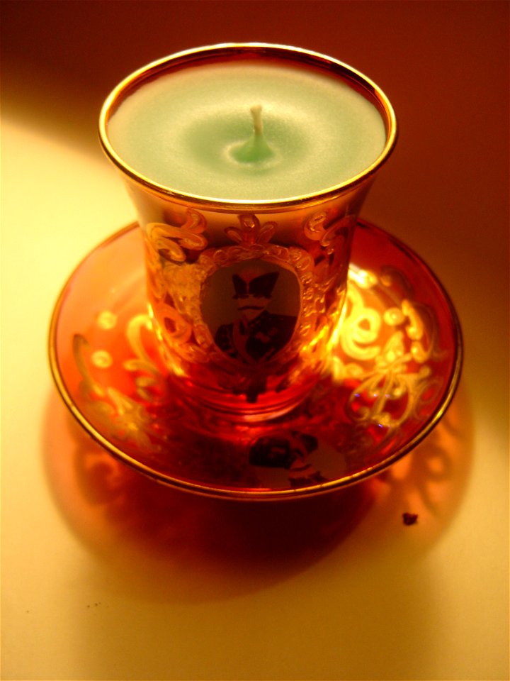 Persian Tea Cup Candle