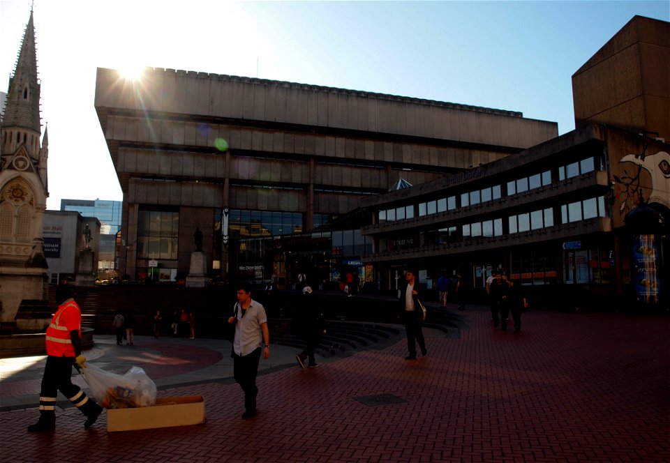 Birmingham Central Library photo