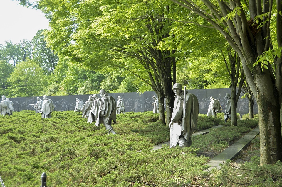 Korean War Memorial Nineteen statues