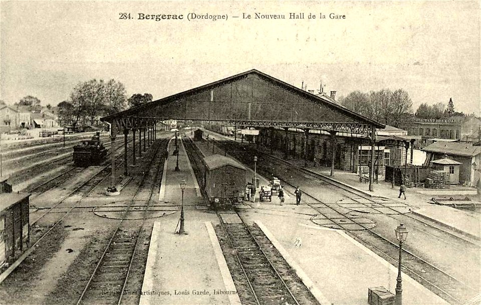 Bergerac.Nouveau hall de la gare
