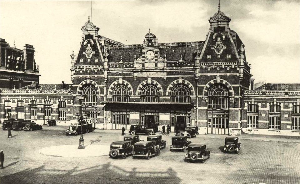 Cambrai.Gare, voitures