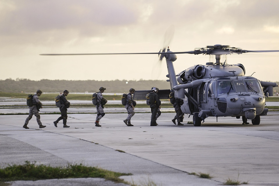 MH-60 Sierra Helicopter Sea Combat