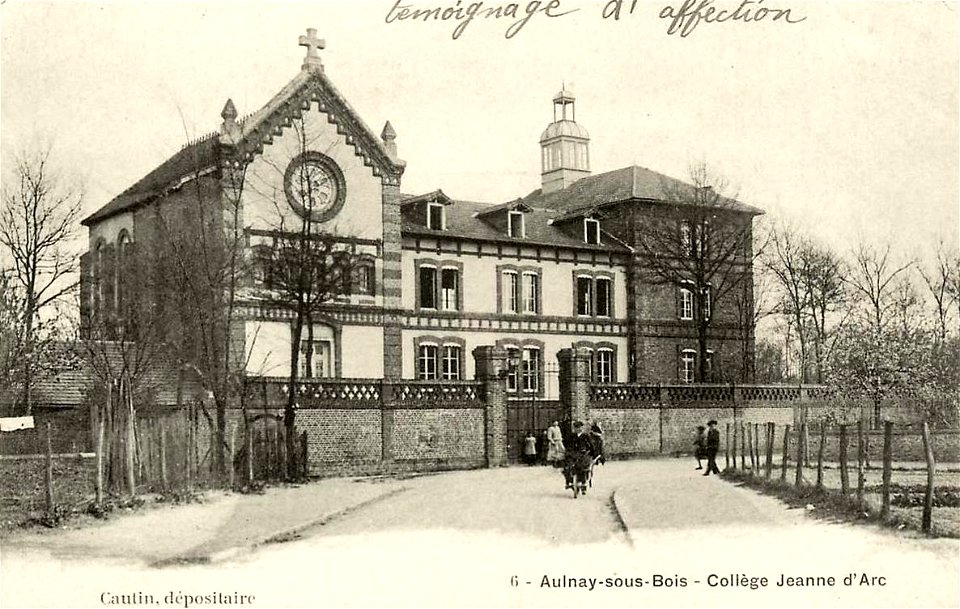 Aulnay-sous-Bois.Collège Jeanne-d'Arc