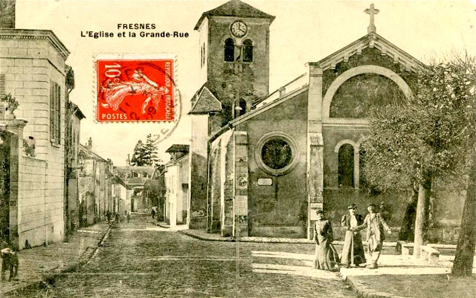 Fresnes (Val-de-Marne).Église Saint-Éloi de Fresnes.Grande rue