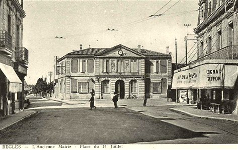 Bègles.Ancienne mairie.Place du 14-Juillet