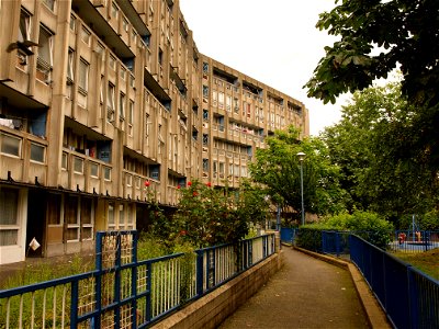 Robin Hood Gardens photo