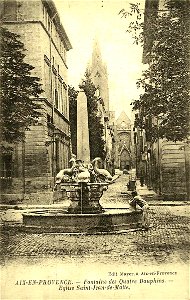 Aix-en-Provence.Fontainde des Quatre-Dauphines.Église Saint-Jean-de-Malte