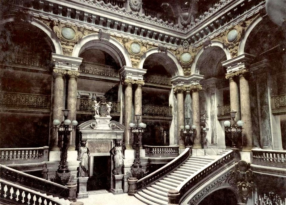 Paris.Grand Escalier de l'Opéra