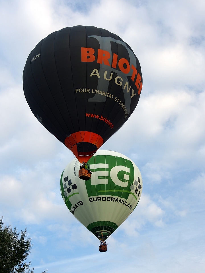 Hot air balloon take-off