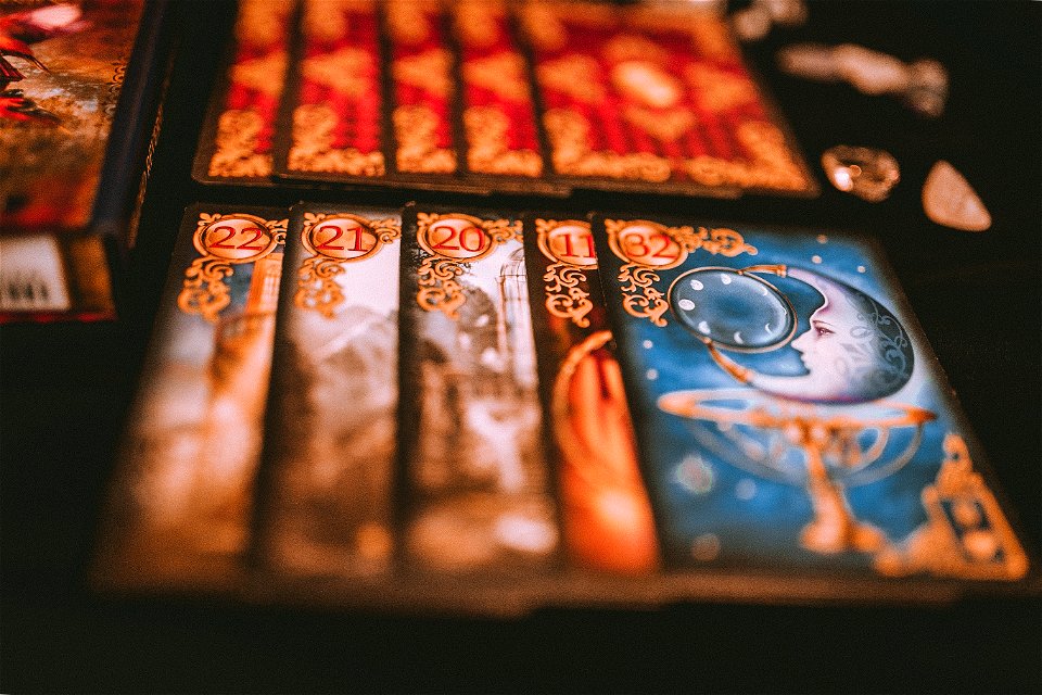 tarot (15 of 137)