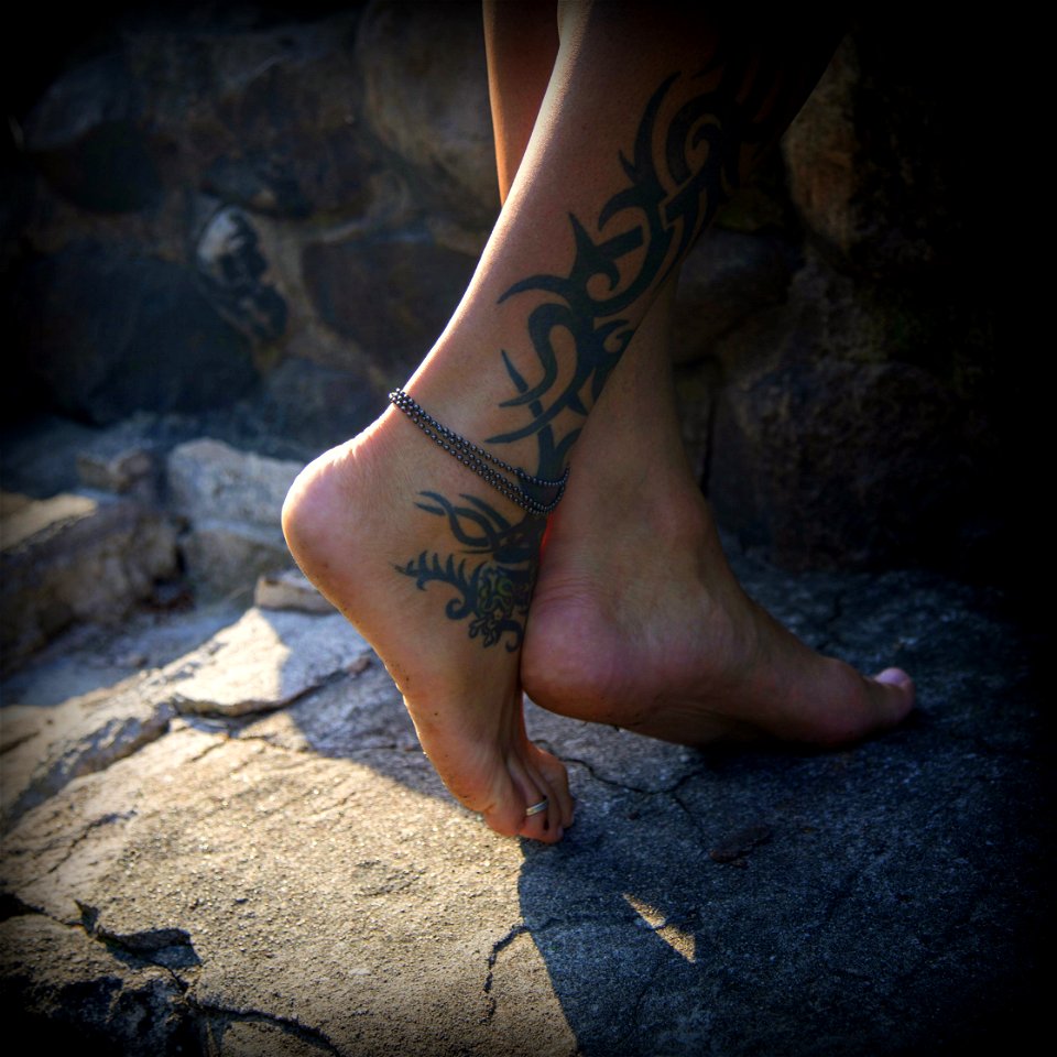 male bare feet