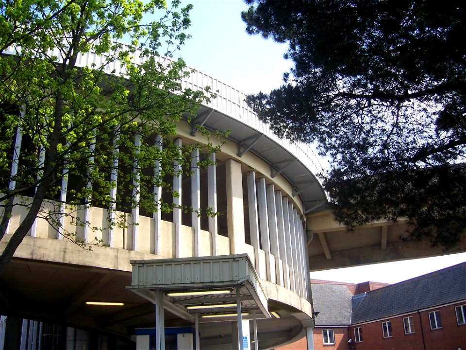 Poole Shopping Centre Car Park