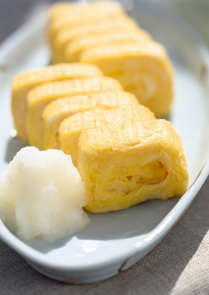 Grill egg (Japanese style) in white dish