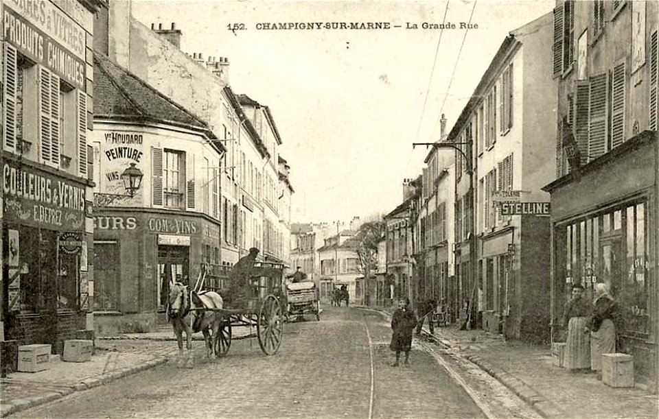 Champigny-sur-Marne.Grande-Rue et commerces