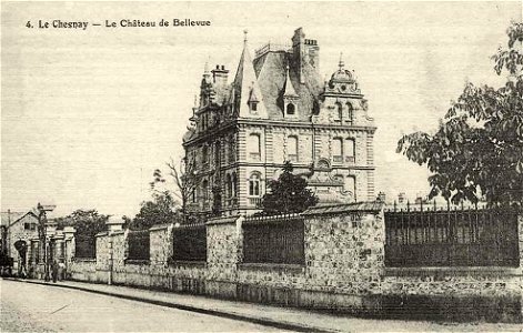 Le Chesnay.Château de Bellevue