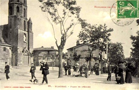 Blagnac.Église Saint-Pierre de Blagnac, et place