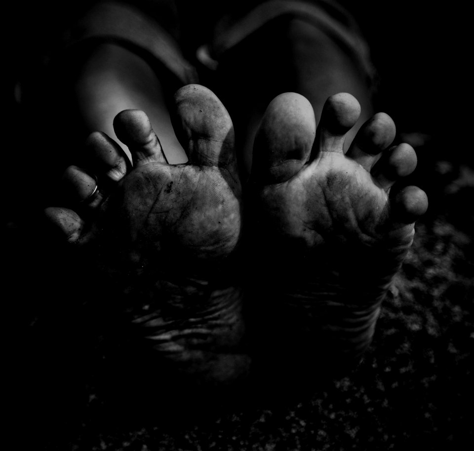Timi's Dirty Bare Feet