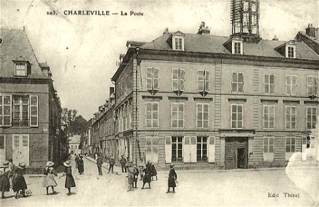 Charleville-Mezières.La poste