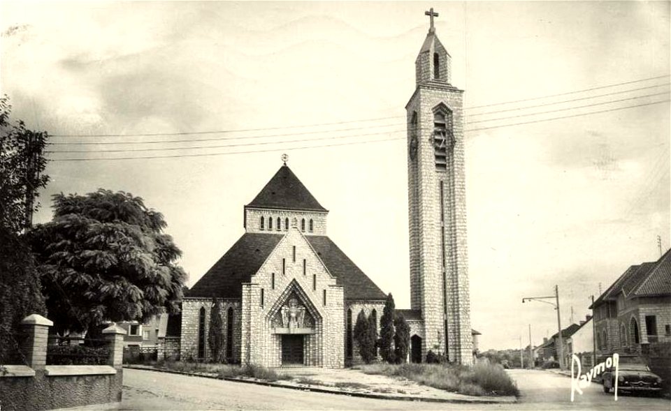 Cachan.Église Saint-Jean l'Évangéliste de Cachan