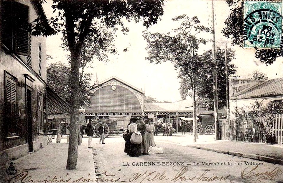 La Garenne-Colombes.Le marché et la rue Voltaire