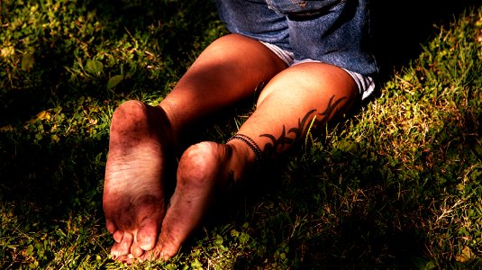 Timi's Dirty Bare Feet