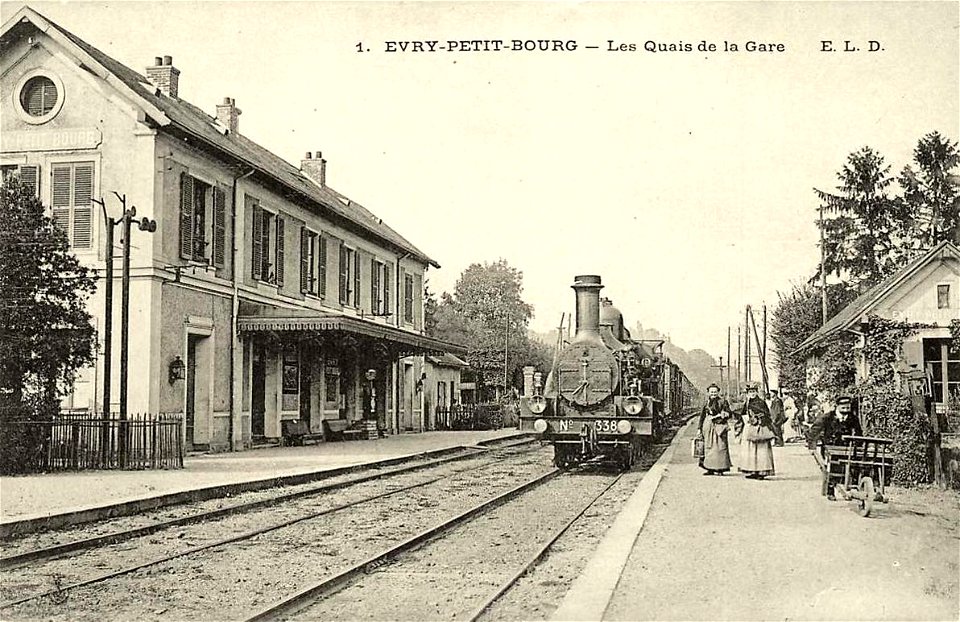 Evry.Les quais de la gare