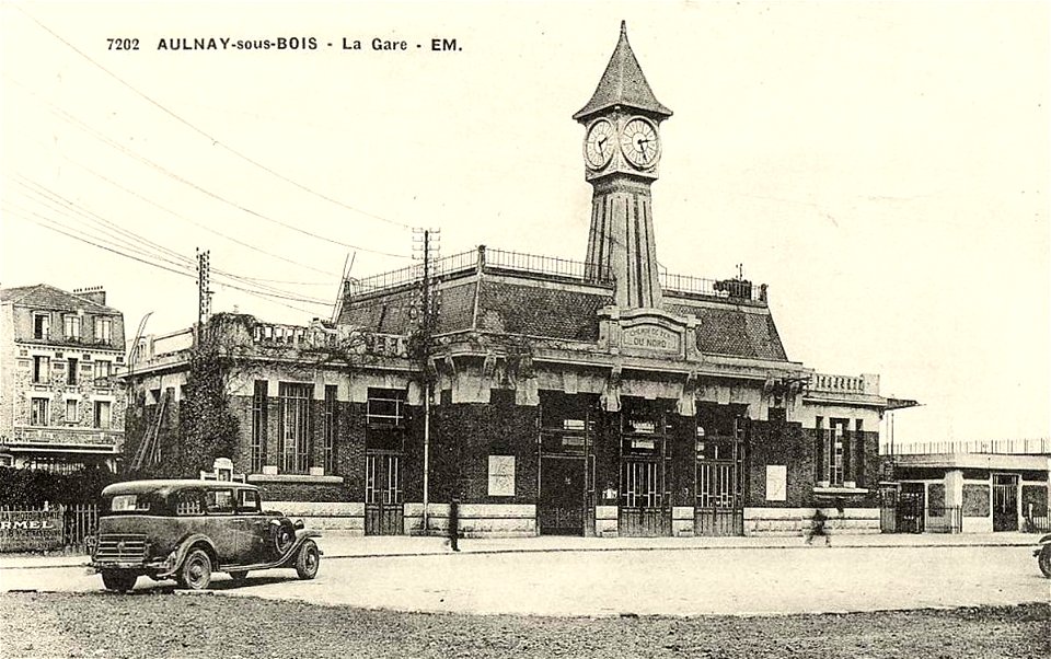 Aulnay-sous-Bois.Gare et voiture