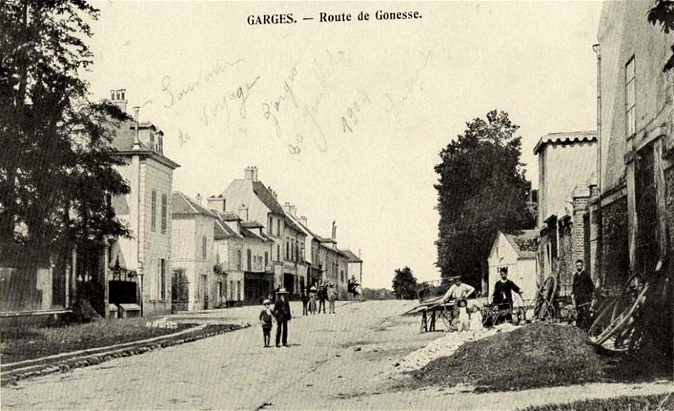 Garges-les-Gonesse.Route de Gonesse