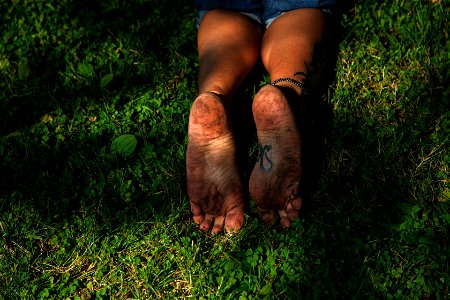 DIRTY MALE FEET