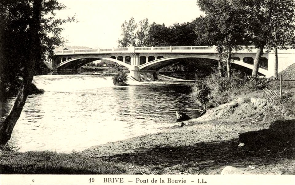 Brive-la-Gaillarde.Pont de la Bouvie