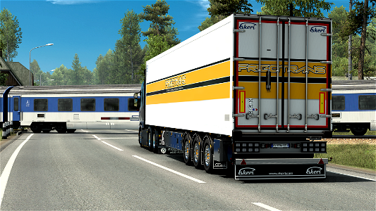 NG R 540 6X2/ Ekeri reefer closed side