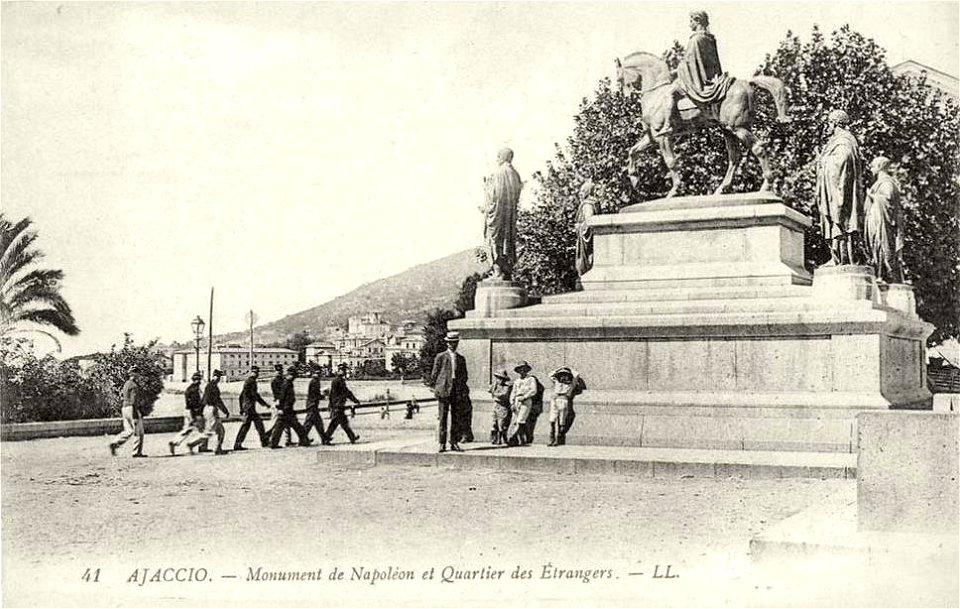 Ajaccio.Monument de Napoléon