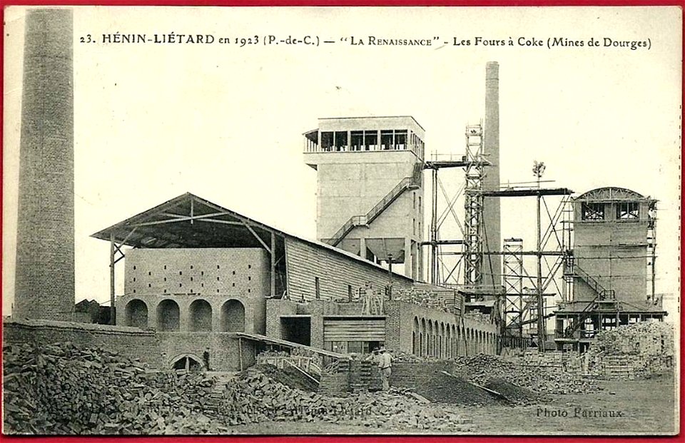 Hénin-Beaumont.La Renaissance.Fours à coke des mines de Dourges